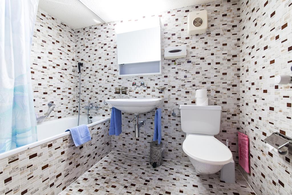 Hotel Piz Tambo Splügen Szoba fotó