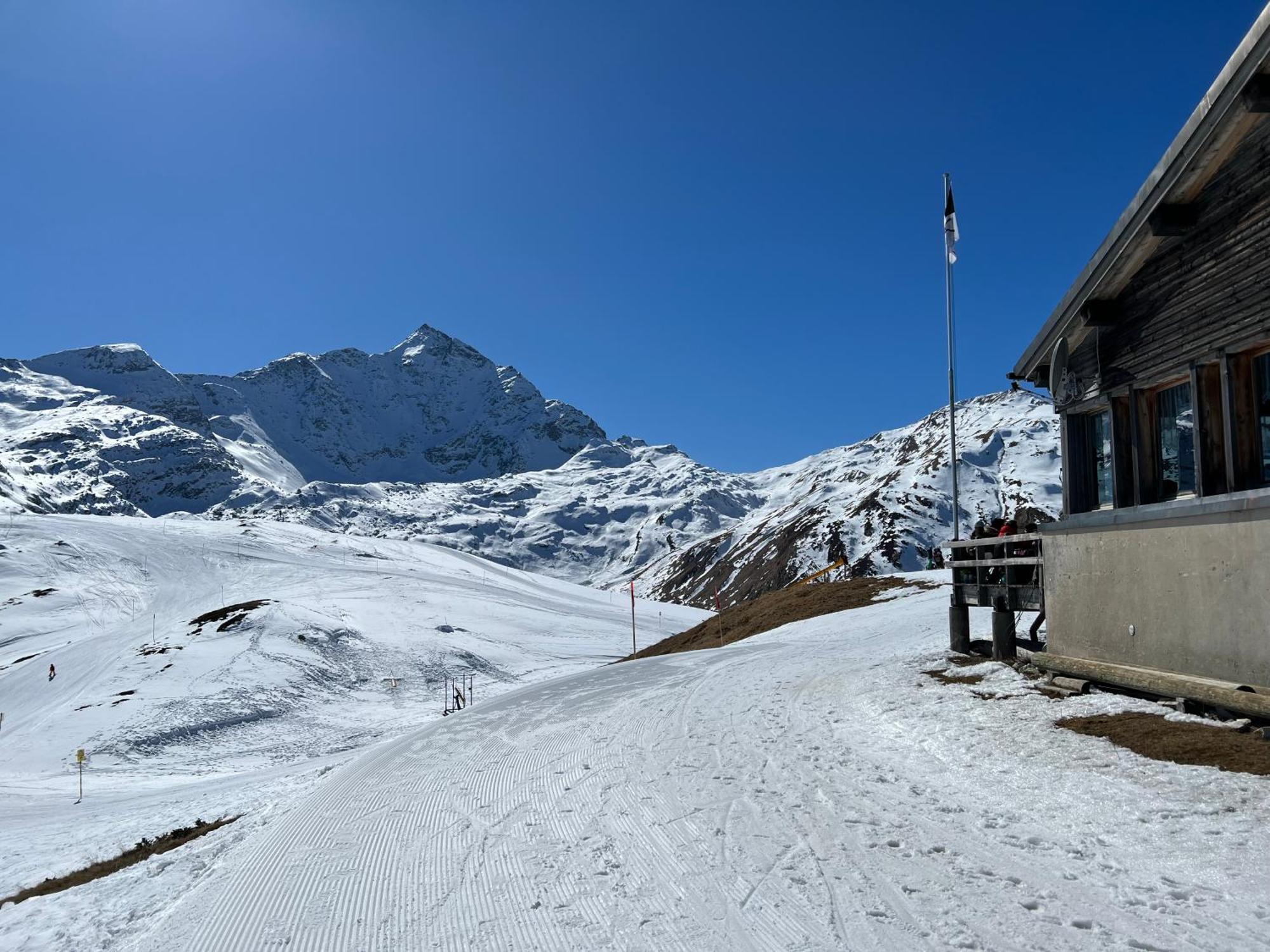 Hotel Piz Tambo Splügen Kültér fotó